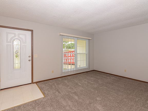 2nd image of 2947 Pacific Park Dr