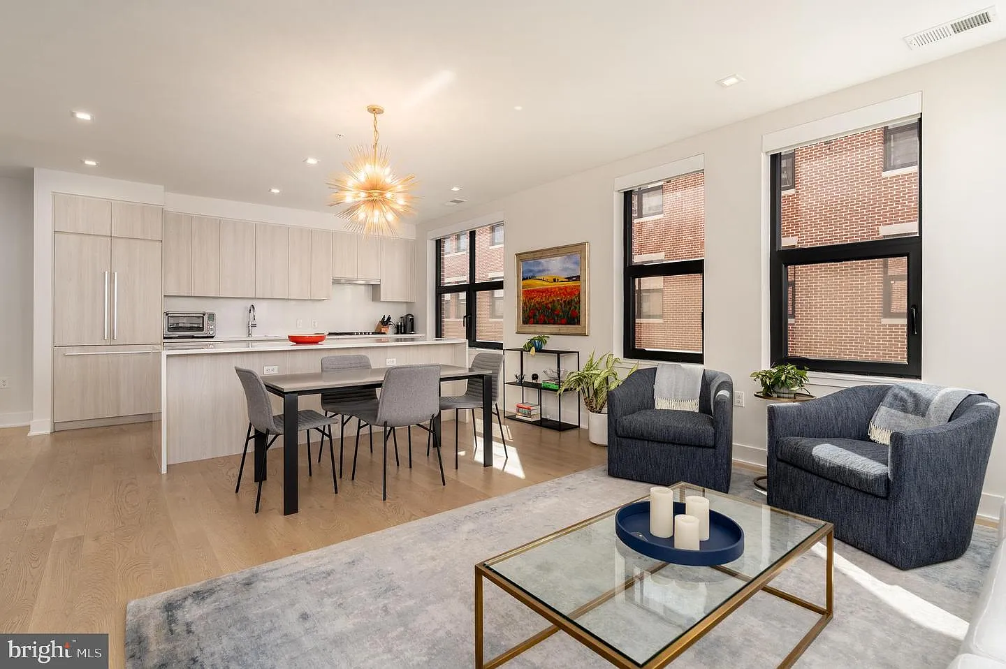 737 Swann Ave Unit 402 photo 1