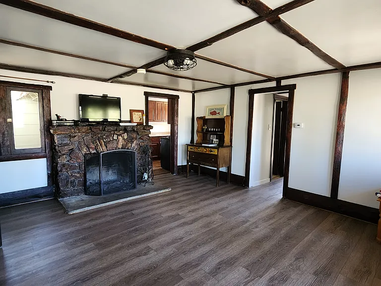 809 Talmadge Rd — Photo 12