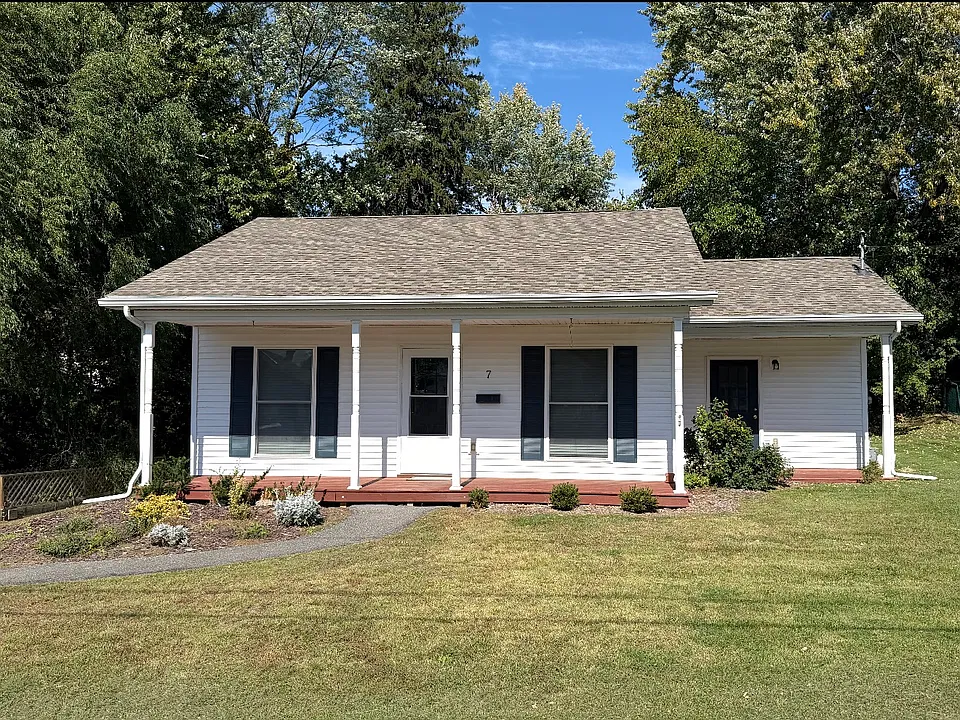 7 Grace Ct