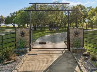 700 Temple Hall Hwy, Granbury, TX 76049