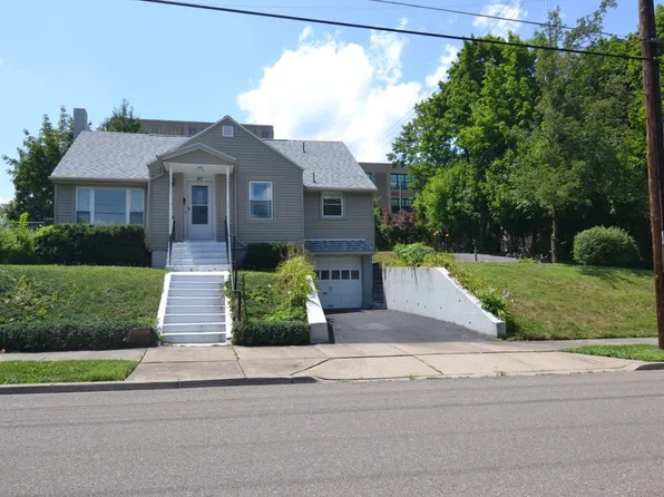 97 Kneeland Ave, Binghamton, NY 13905