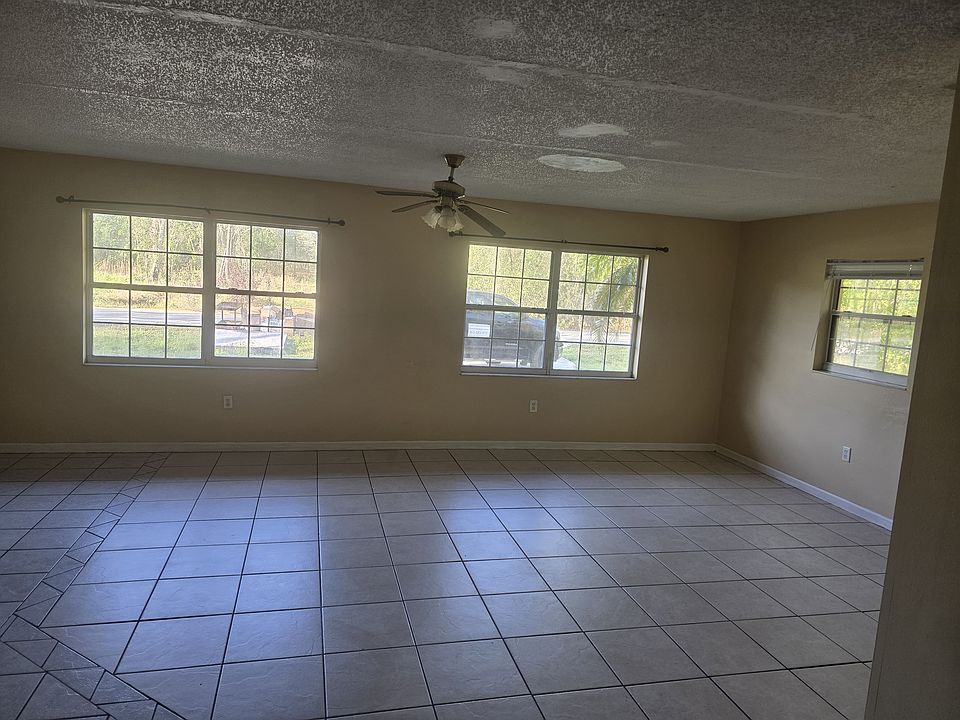 1st image of 447 Pershing Ave