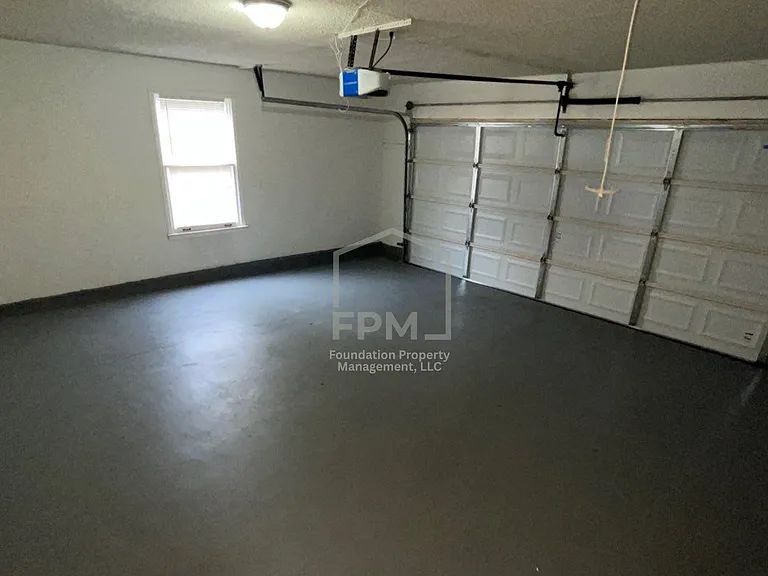 7089 Cobblestone Dr — Photo 13