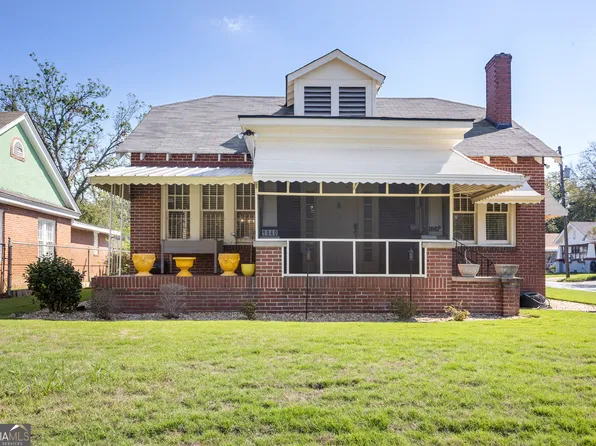 1040 Lawyers Ln, Columbus, GA 31906