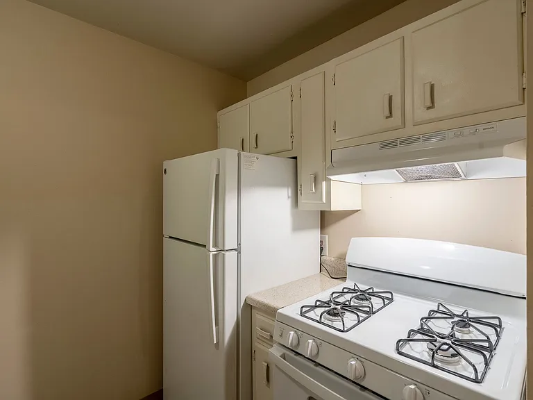 Oak Valley Apartments — Photo 28