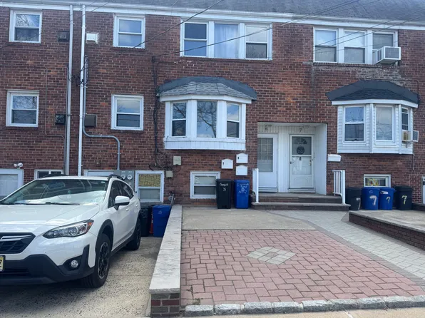 5 Crossgate Rd #1, Jersey City, NJ 07305