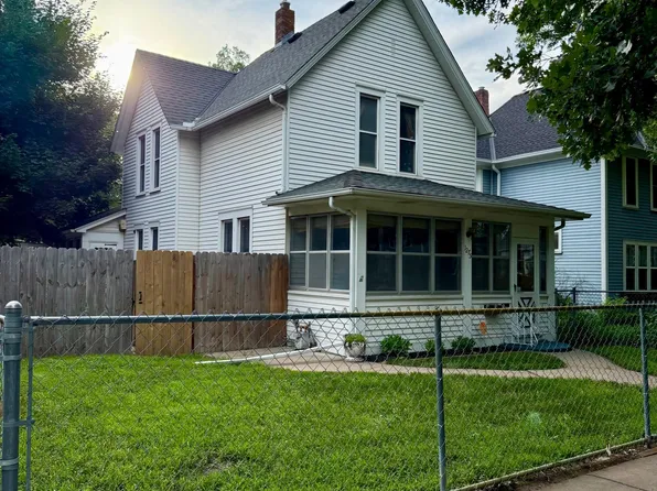 1275 Burr St, Saint Paul, MN 55130