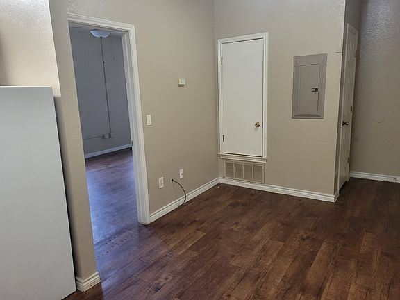 4th image of 354 E Southcross Blvd APT 5