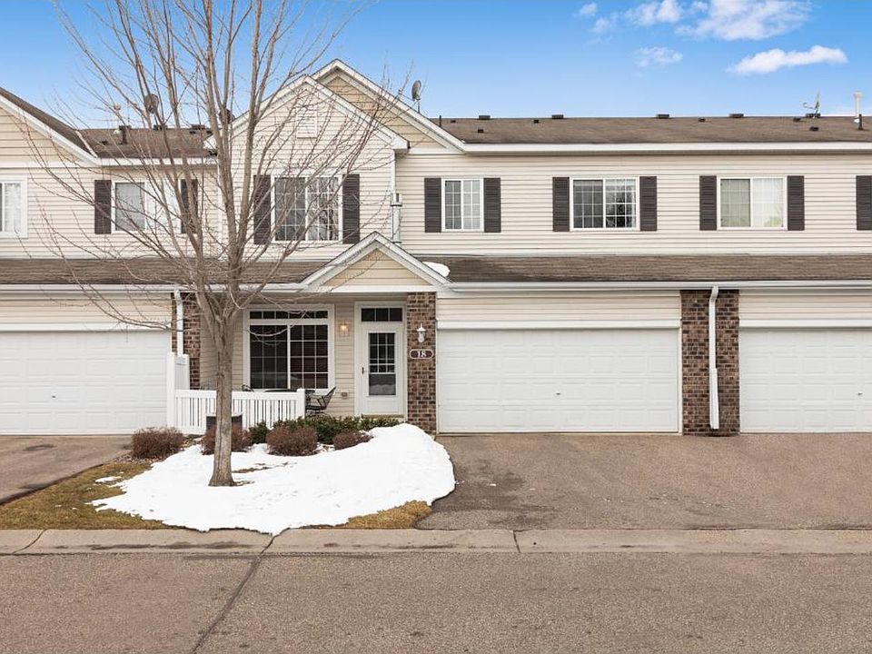 1st image of 18 River Woods Dr W