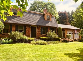 3835 Wellington Dr N, Cazenovia, NY 13035