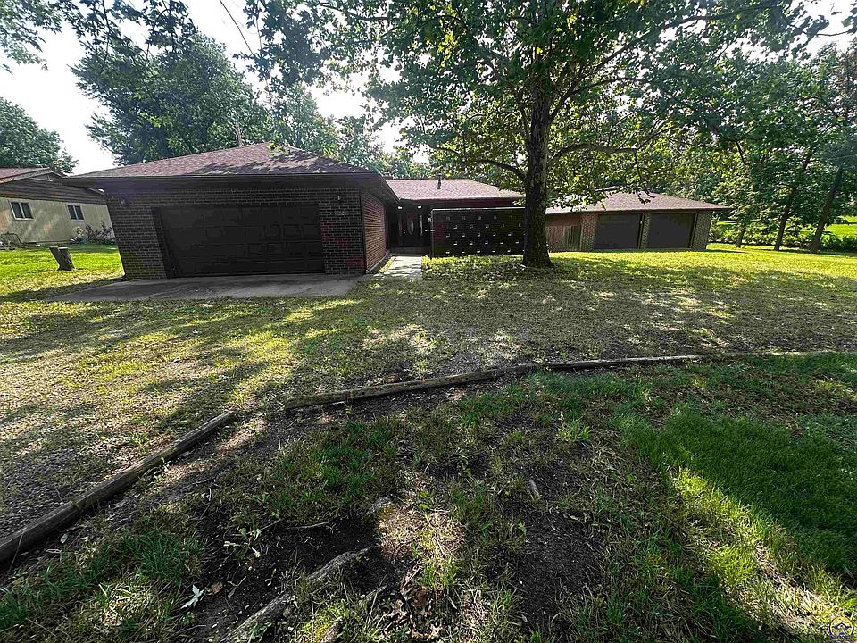 1st image of 4220 SE California Ave