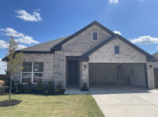 329 Los Llanos Rd, Granbury, TX 76048