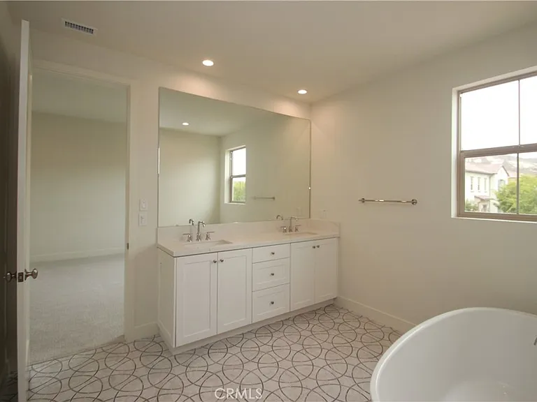 205 Birdseye — Photo 15