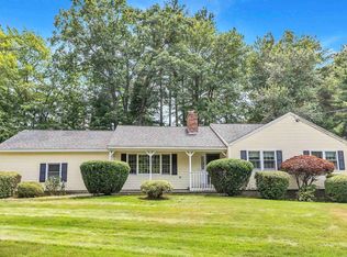 43 Castle Dr, Hooksett, NH 03106