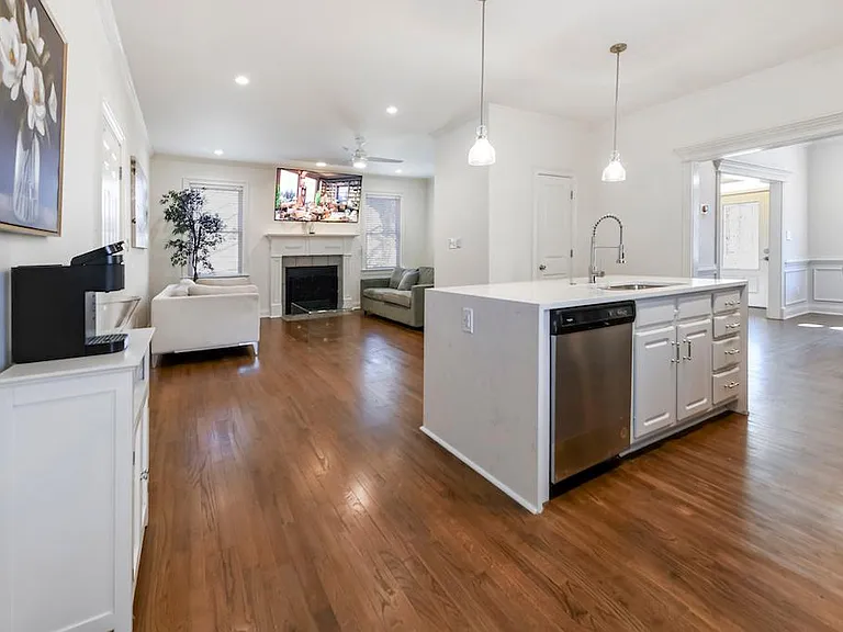 245 Hendrix Ave SW — Photo 8