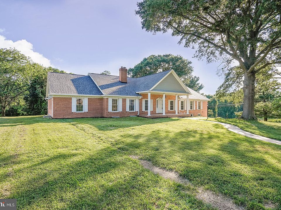 1st image of 316 Farm Road A