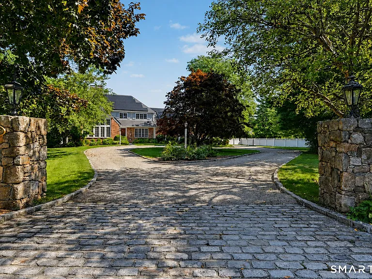 206 Dudley Rd — Photo 37