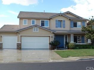 6879 Old Peak Ln, Eastvale, CA 92880