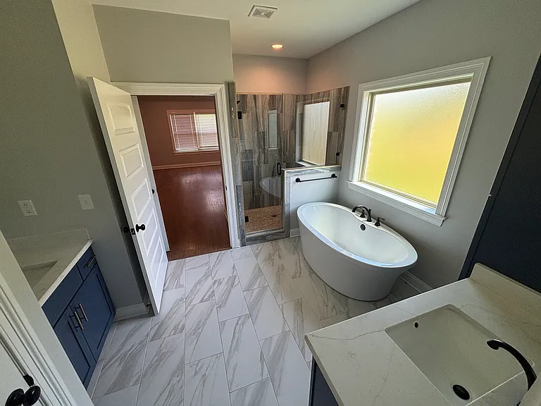 2556 Beauvoir Dr — Photo 5