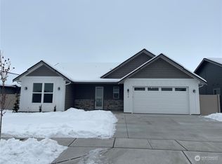 974 Racine Springs Dr, Wenatchee, WA 98801