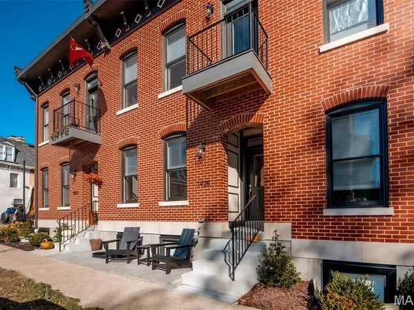 1925 Pestalozzi St, Saint Louis, MO 63118