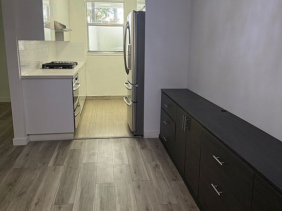 5th image of 1140 71st St APT 4