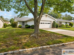 747 Marlton Rd, Monroe Township, NJ 08831