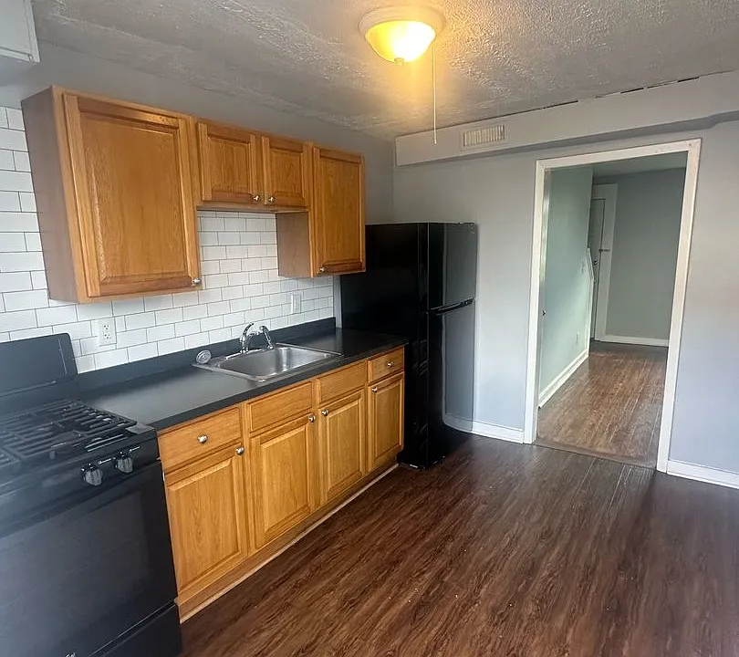 3-9 Benefield Place