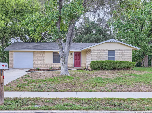 10815 Lazy Oaks Dr, San Antonio, TX 78217