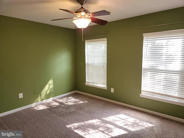 23431 Dahlia Cir — Photo 32