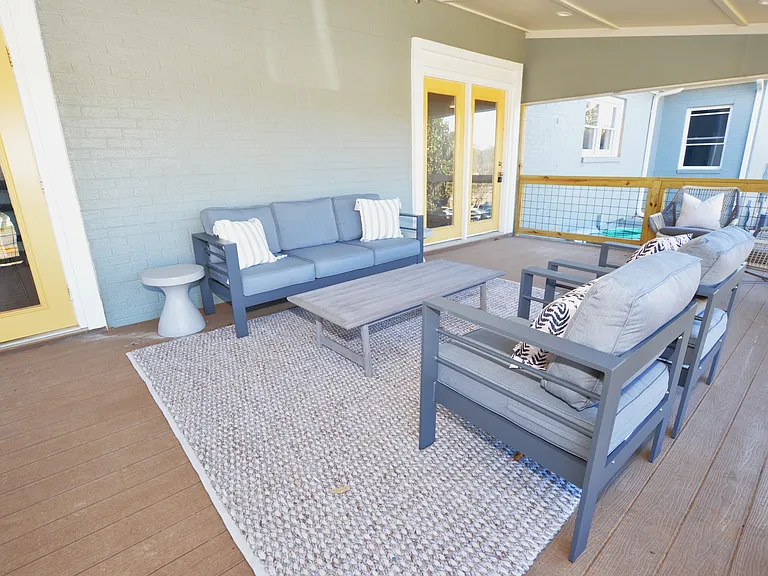 1071 Middle St — Photo 9