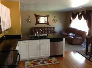 19895 E Garden Dr, Centennial, CO 80015