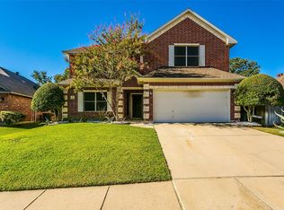 2813 Cottonwood Way, Burleson, TX 76028