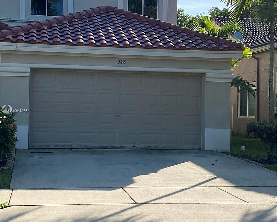 1st image of 948 Phoenix Way #948