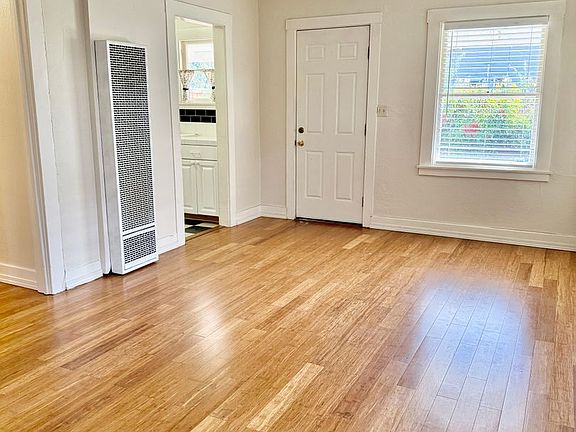 2nd image of 2219 1/2 D St
