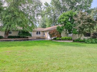 7230 Rosedale Dr, Mentor, OH 44060
