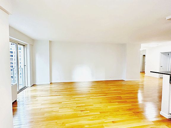 4th image of 159 W 53rd St APT 11E
