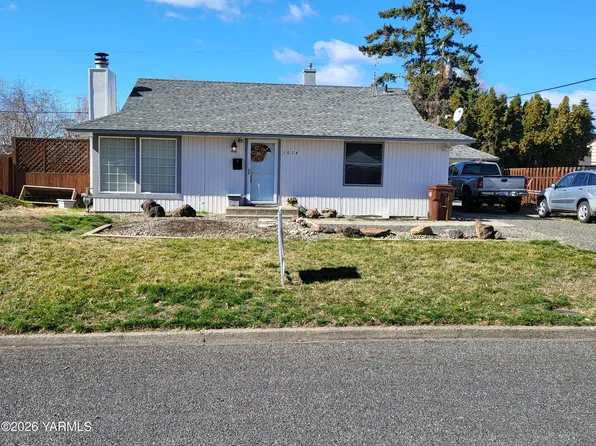 1014 S 36th Ave, Yakima, WA 98902