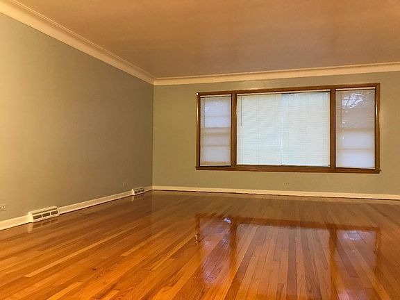 2nd image of 4852 Hull St APT 1