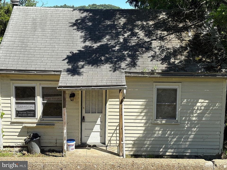 1st image of 416 Poplar St
