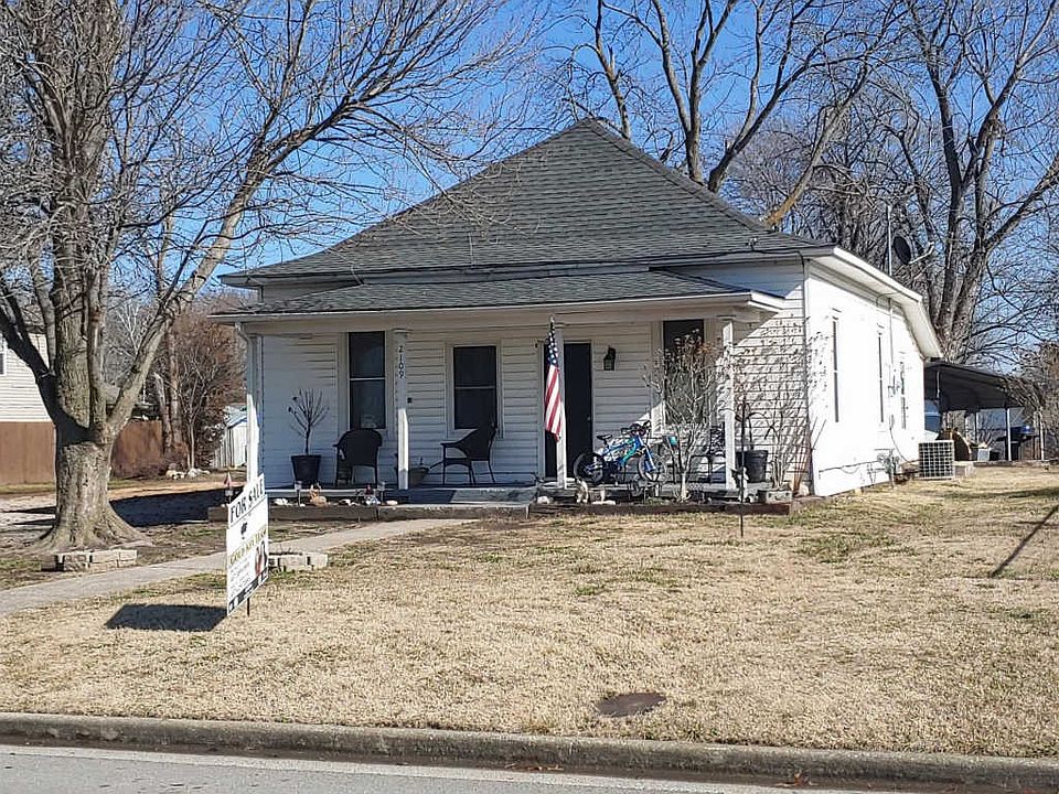 1st image of 2109 S Tyler Ave
