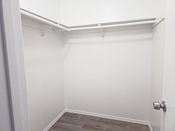 4th image of 16518 Avalon Ave APT 8