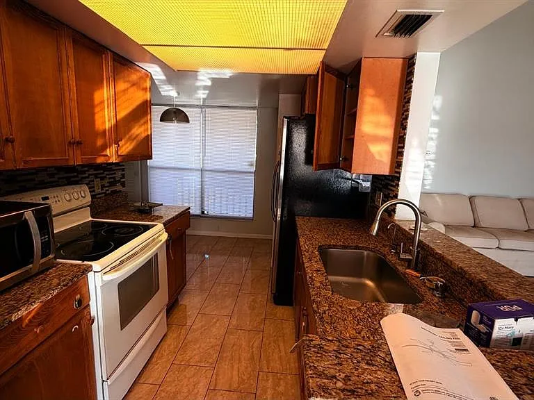 1428 Skybolt Ct #26 — Photo 4