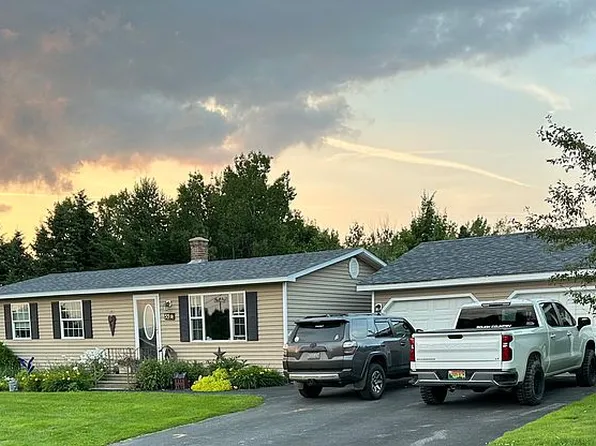 55 Lombard St, Presque Isle, ME 04769