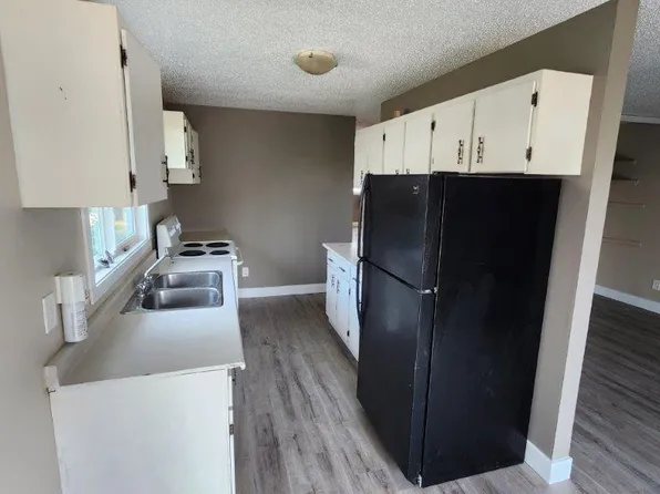 7230 Ogden Rd SE #2, Calgary, AB T2C 1B5