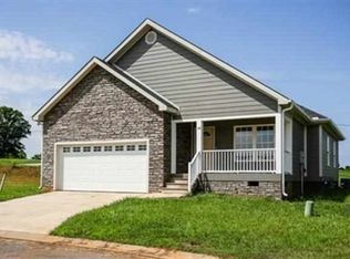 112 Colonial Walk, Pickens, SC 29678