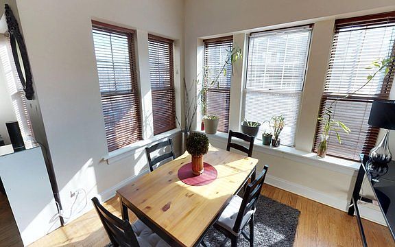 5th image of 826 W Sunnyside Ave APT 2