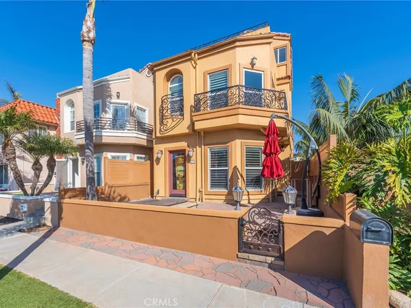 206 16th St, Huntington Beach, CA 92648