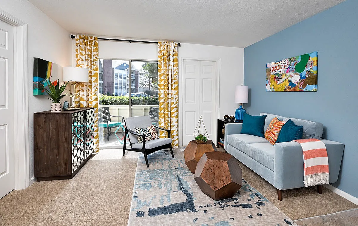 Wyndham at Hampton Apartments — Photo 2